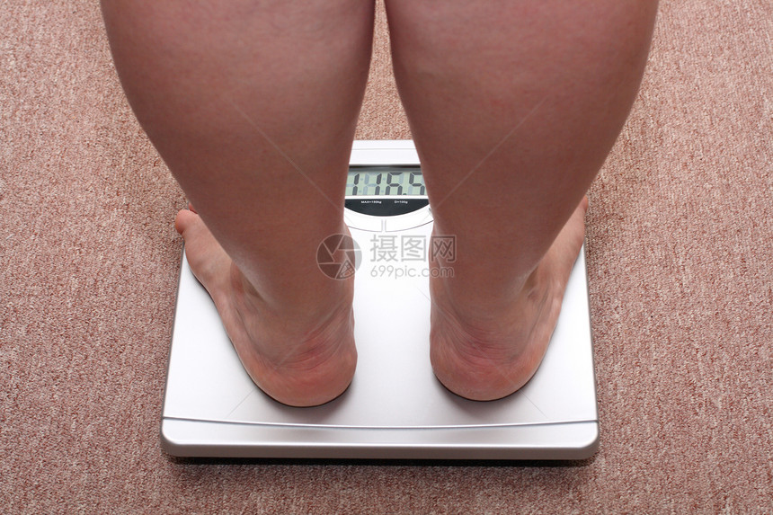 超重妇女双腿衣服橘皮成人组织女性肥胖数字浴室地毯身体图片