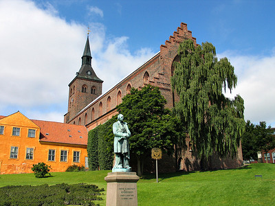 奥登斯堡汉斯安德森奥登斯 丹麦雕塑想像力雕像旅游写作阅读异丙醇青铜诗人创造力背景