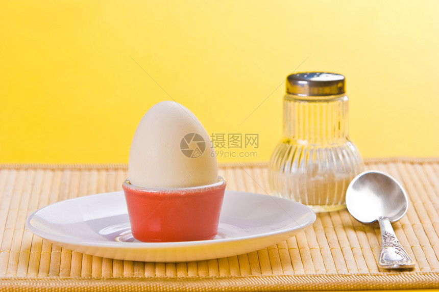 煮鸡蛋营养盘子饮食勺子食物图片