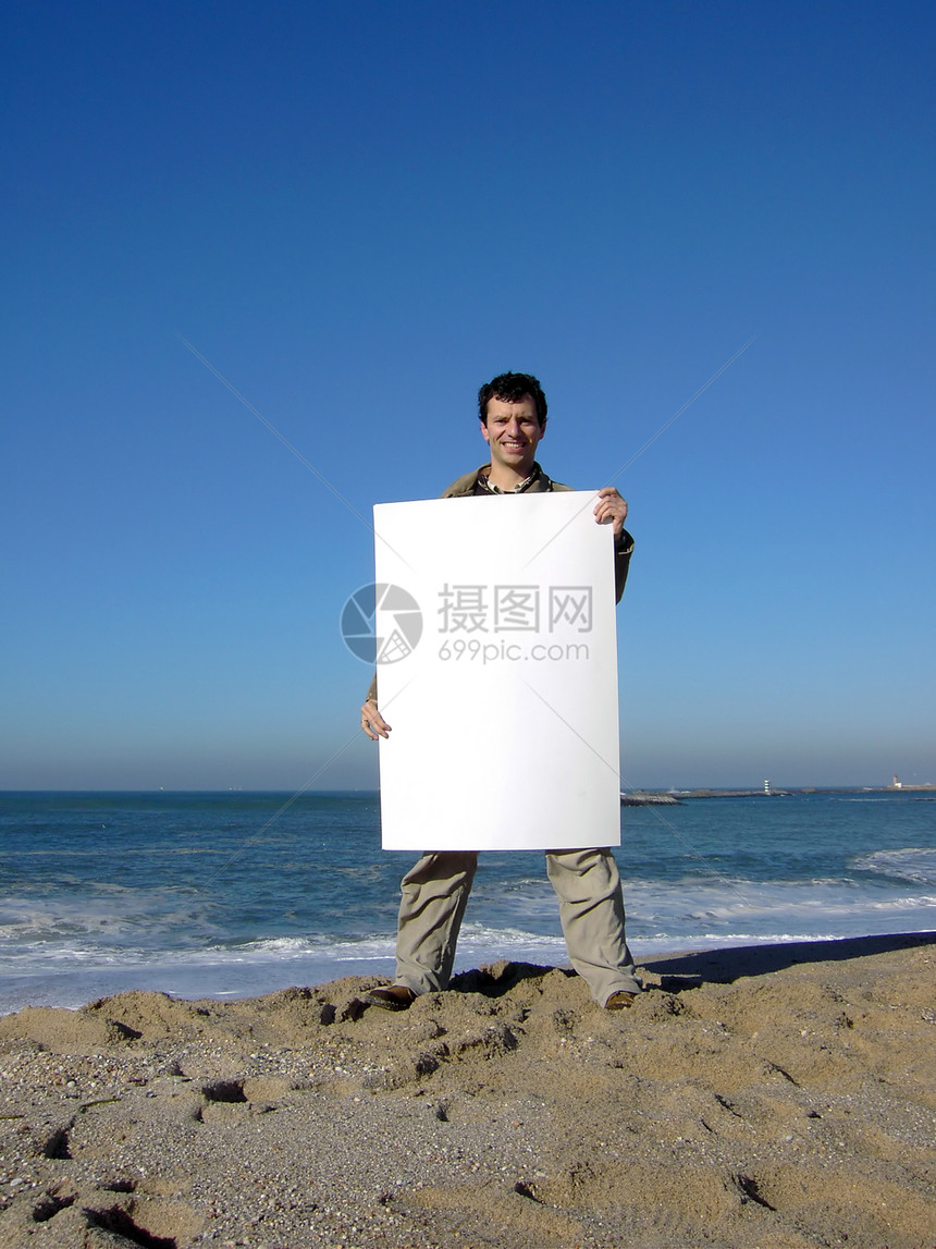 海滩宣传营销控制板海岸天空广告牌商业海洋黑板空白蓝色图片