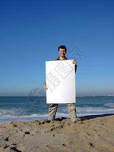 海滩宣传营销控制板海岸天空广告牌商业海洋黑板空白蓝色背景图片