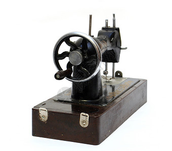 旧旧缝纫机被子纺织品缝纫工厂金属细绳工作工具白色材料裁缝高清图片素材