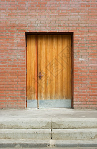 木制门建筑灰色入口红色风化金属脚步背景图片