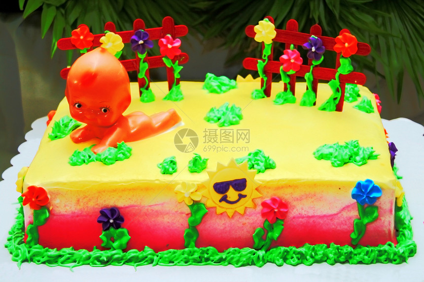 婴儿蛋糕糕点粉色食物薄纱蜡烛绿色庆典黄色派对甜点图片