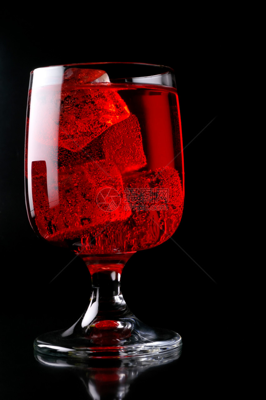 杯红酒 加冰封口(C2)图片