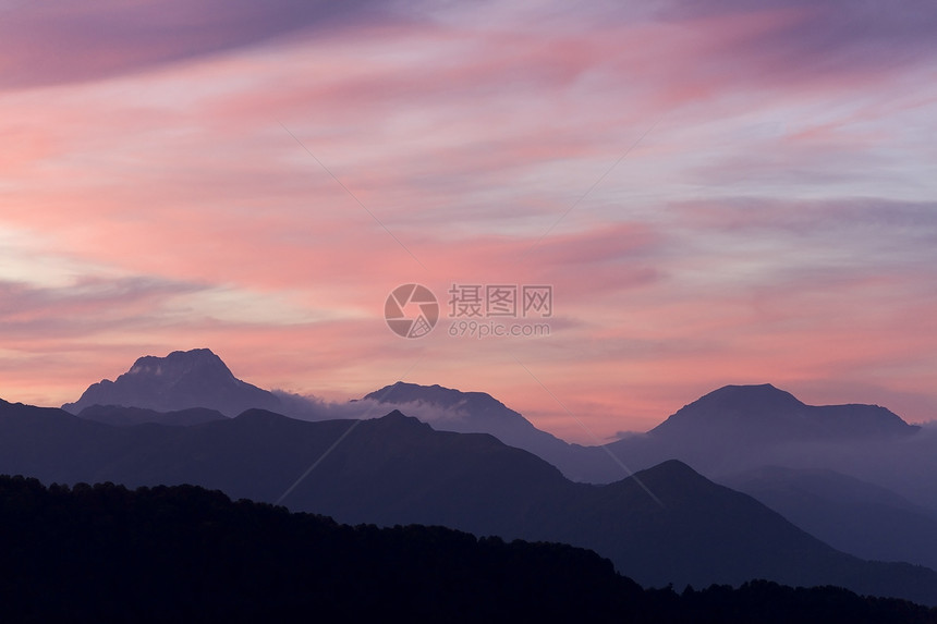 山区地貌日落全景山脉顶峰太阳旅游旅行日出天气橙子图片