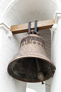 教堂上的旧铜铃高清图片