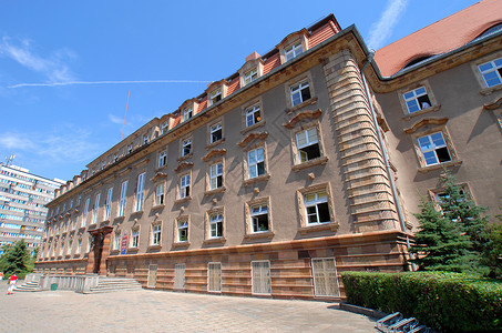 社会保险局 Wroclaw 街Pereca全景社会保障入口门户网站社保代理背景