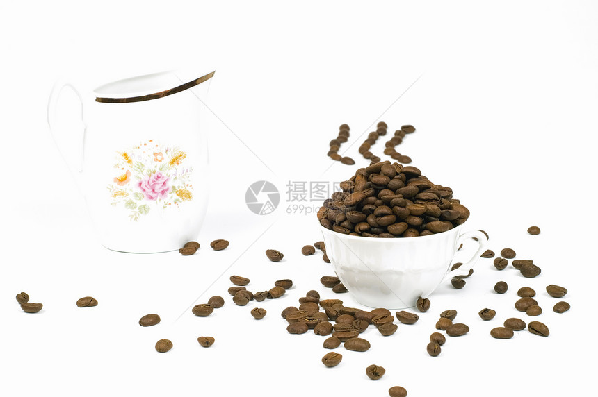 咖啡粮食芳香豆子摩卡杯子白色水壶图片