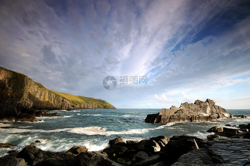 爱尔兰海岸海洋岩石悬崖天空图片