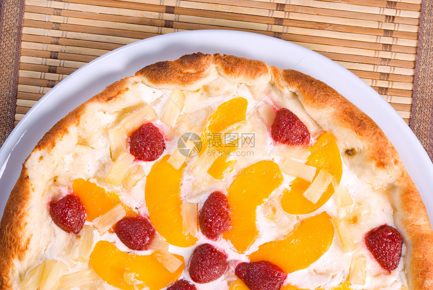甜甜的比萨饼 水果特写脆皮圆圈营养餐厅洋葱食物小吃菠萝圆形图片