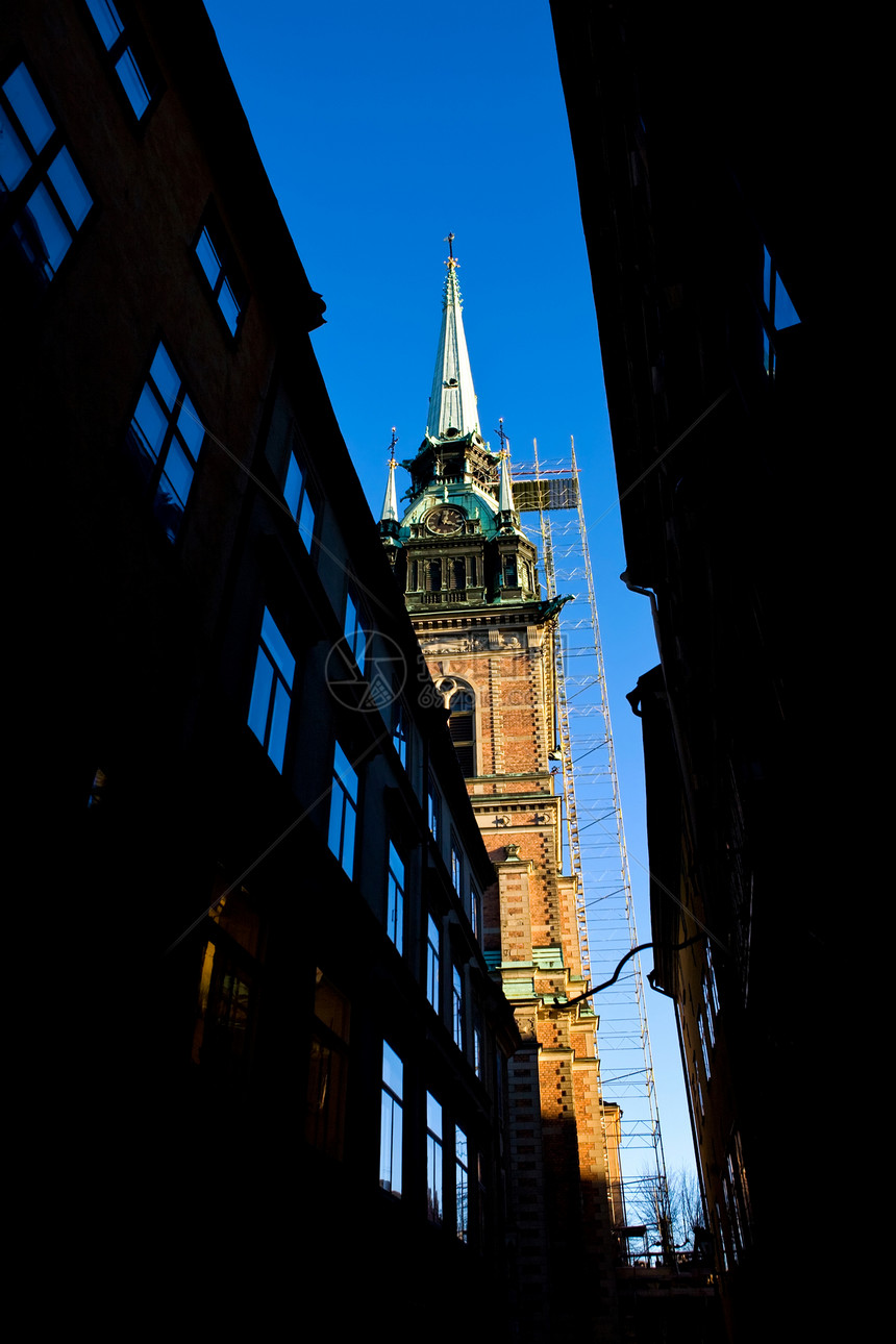 斯德哥尔摩的经典观点景观教会街道场景中心城市旅行美丽天空房子图片