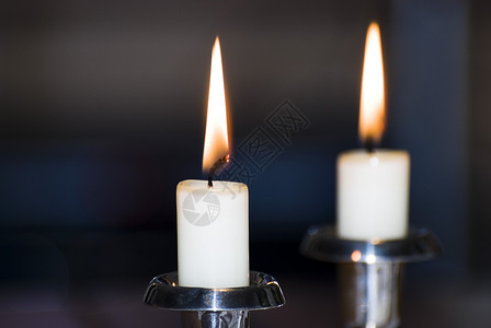 蜡烛燃烧烧伤黑色火焰白色宗教背景图片