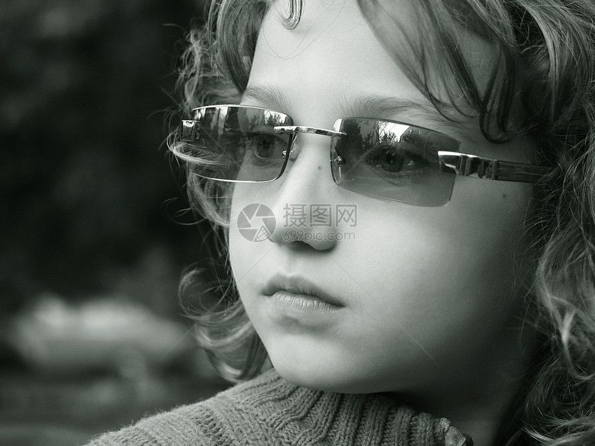 太阳能眼镜镜片视力工作室矫正青少年女孩色调太阳图片