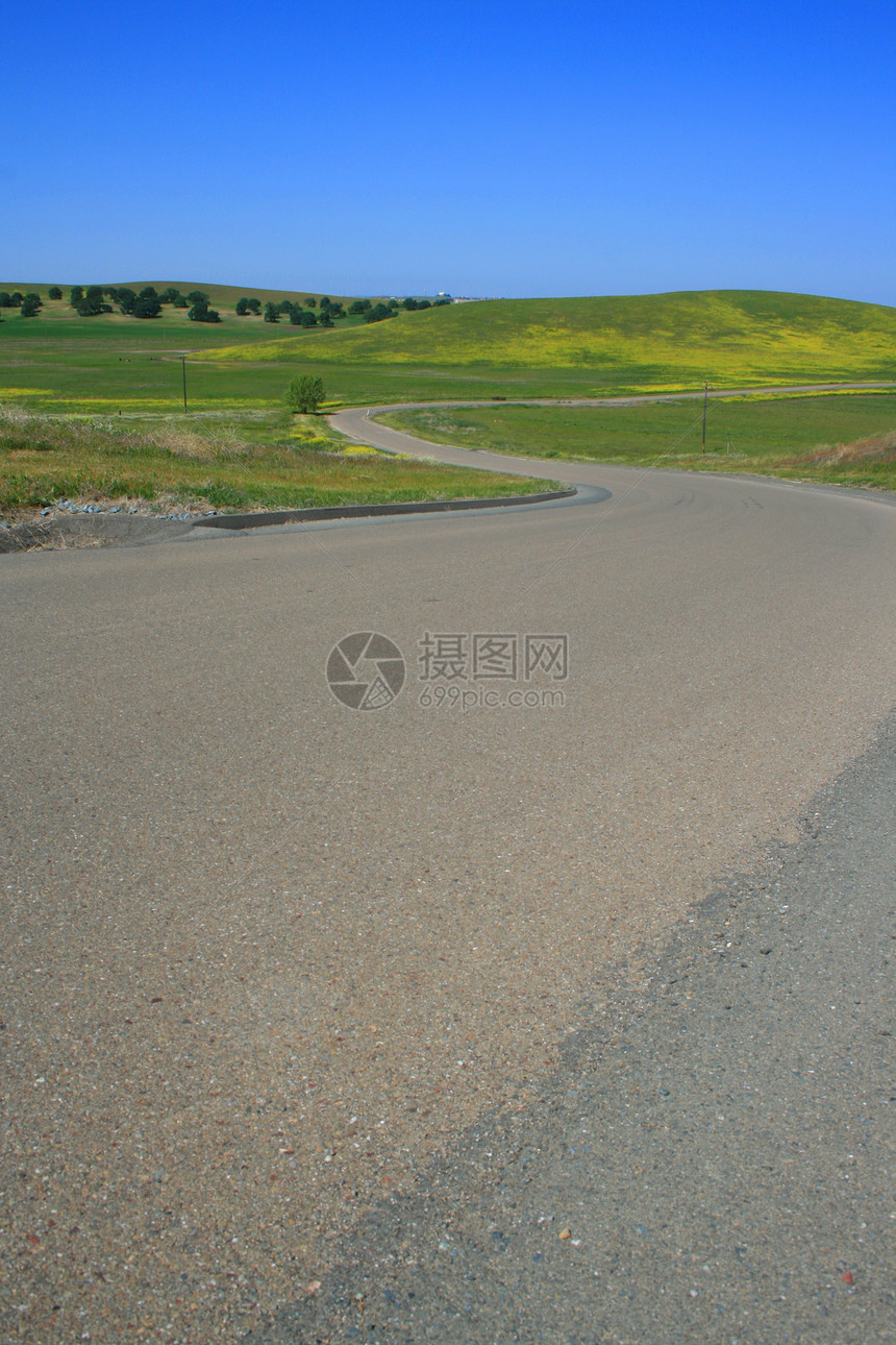 风风路驾驶娱乐运输旅行线条路线季节两极沥青天空图片