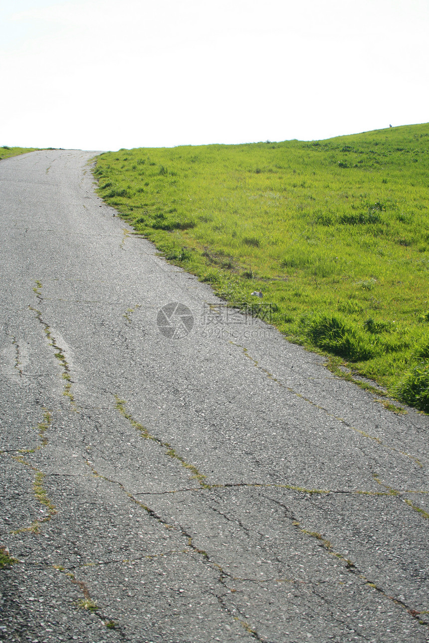 无限道路农田公园天空爬坡森林旅行农场绿色乡村晴天图片