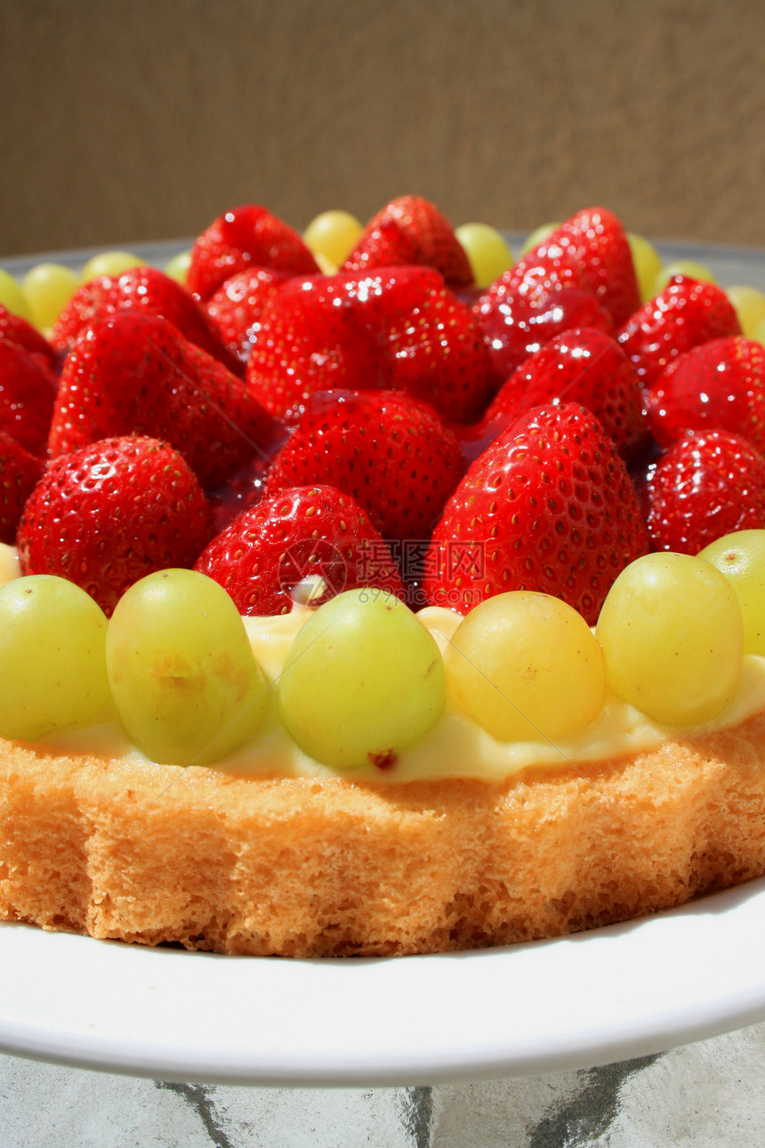水果蛋糕甜点浆果绿色糕点白色纹理红色果汁面包糖浆图片