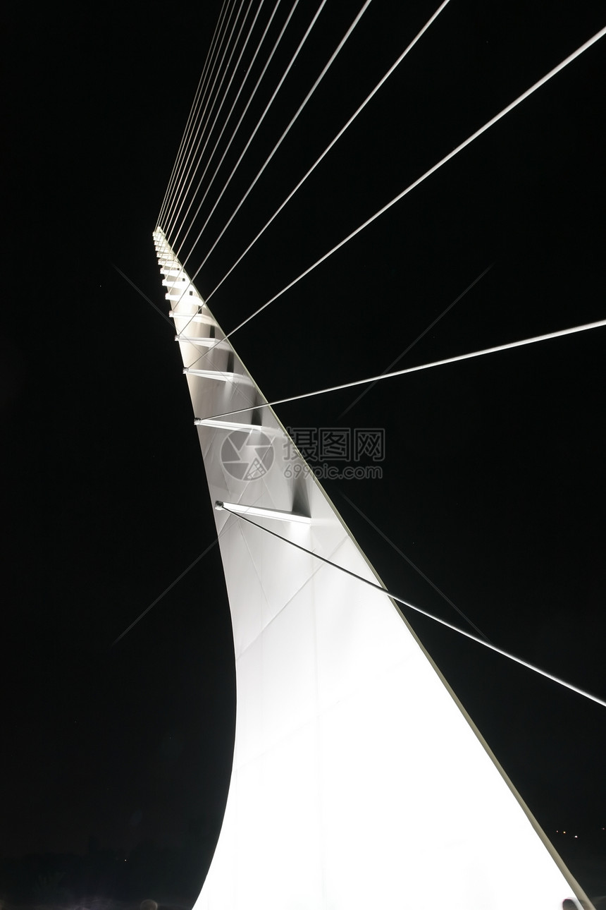 日边桥行人地标甲板天桥穿越玻璃观光公园花岗岩图片