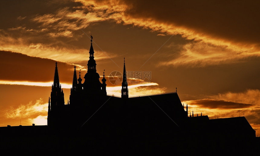 布拉格城堡的杜斯克月光图片