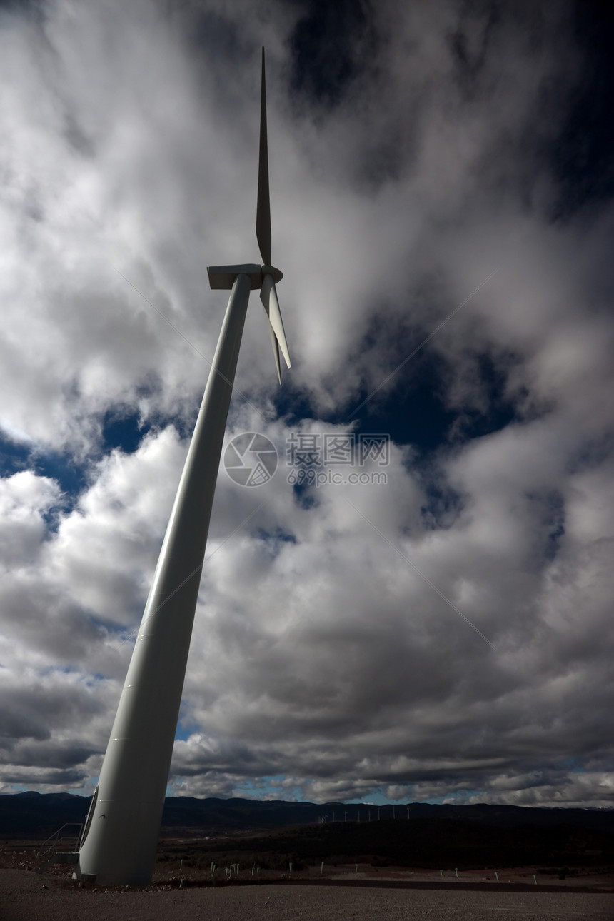 风车技术天空力量环境涡轮电气资源蓝色全球活力图片
