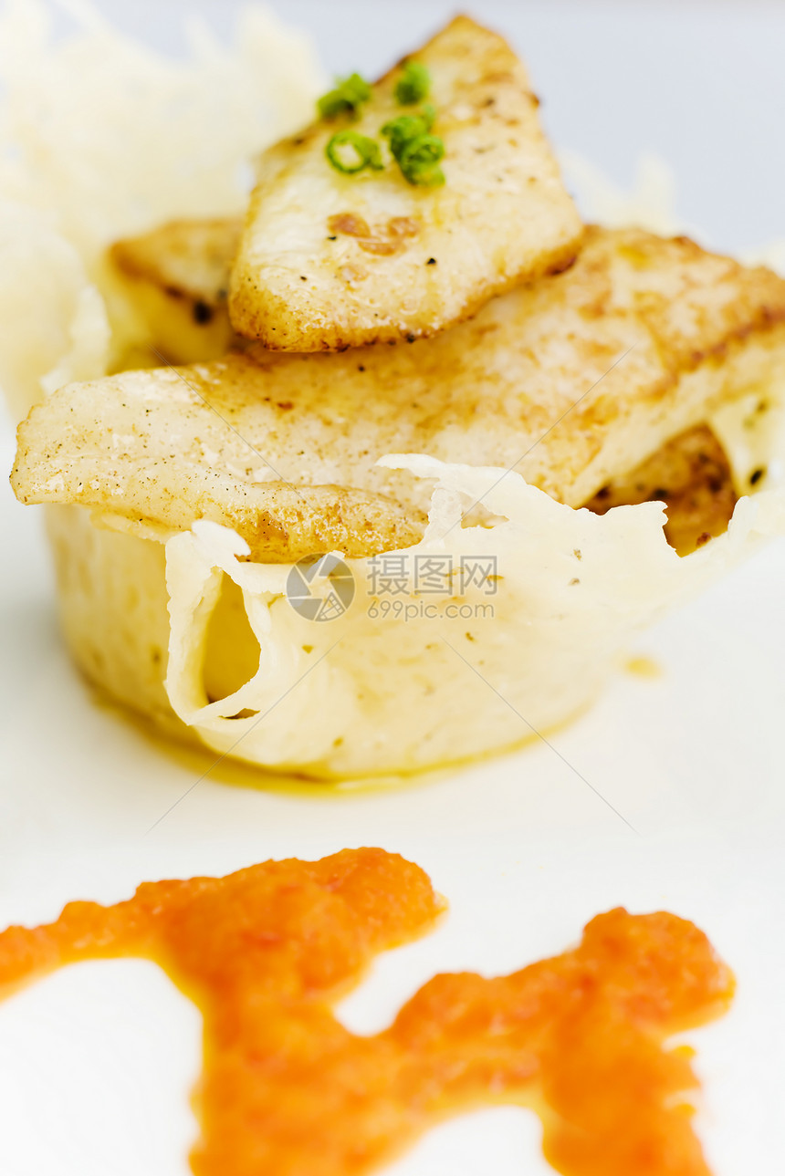 白鱼午餐食谱盘子海鲜烧烤厨师美味胡椒香料餐厅图片