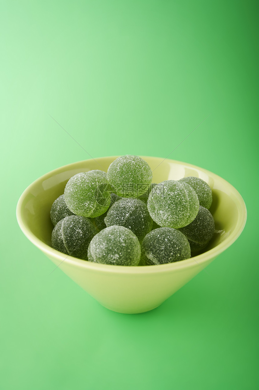 绿色果浆球口味甜点育肥零食水果食物甜心饮食花瓶糖果图片