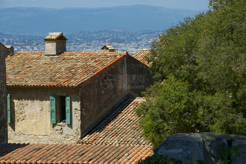 地中海别墅远景旅行假期房子游客冒险村庄旅游风景图片