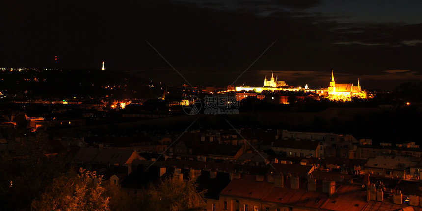 布拉格夜间生机城市旅行大教堂照明假期全景灯笼旅游遗产图片