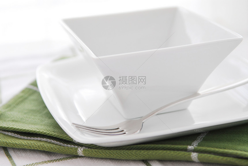 盘和碗服务烹饪桌子银器用餐用具餐厅午餐石器厨房图片