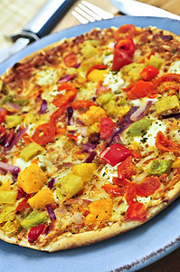 蔬菜比萨小吃烤箱美食服务烹饪胡椒餐厅脆皮盘子木头高清图片