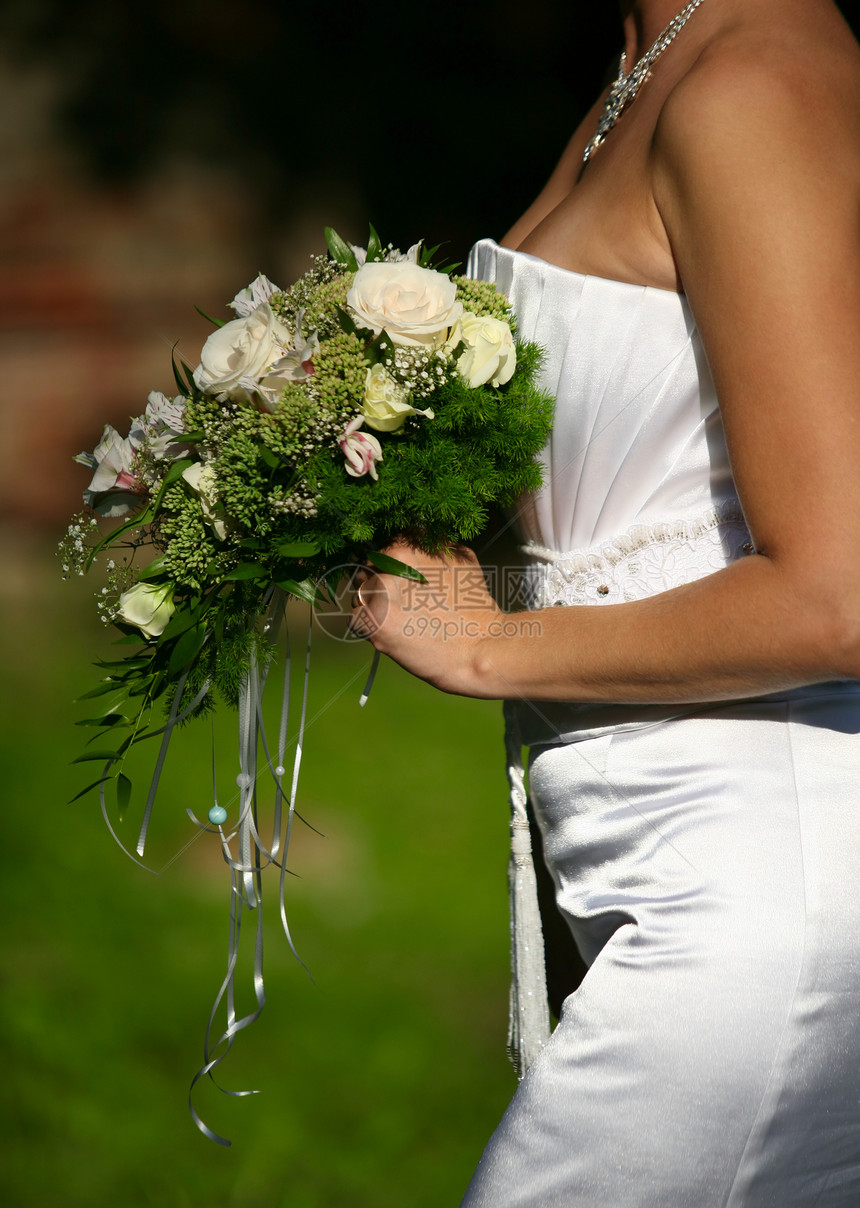 婚礼花束女性传统已婚玫瑰花朵婚姻花店新娘家庭裙子图片