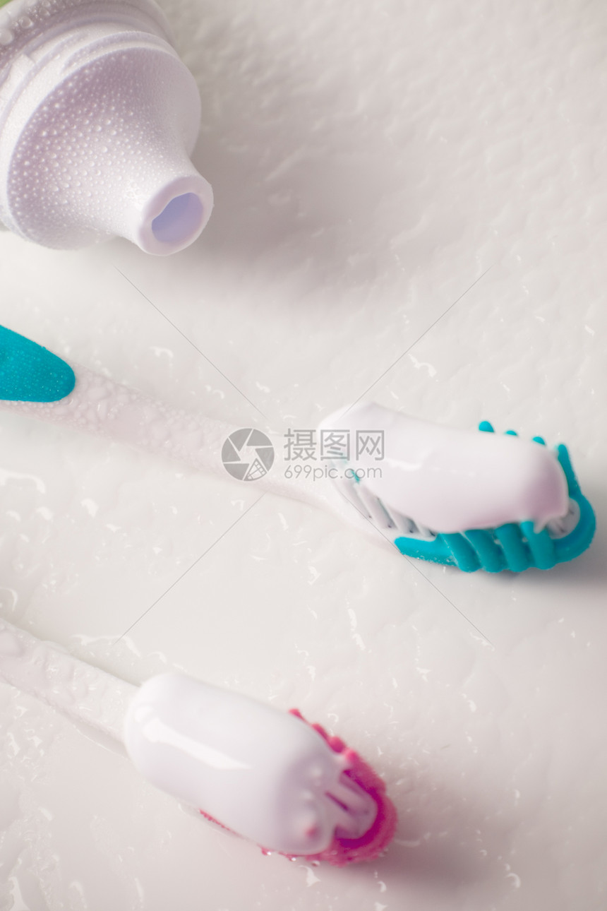 牙膏和牙刷卫生管子化妆品美丽福利茶点蓝色药品治疗牙齿图片