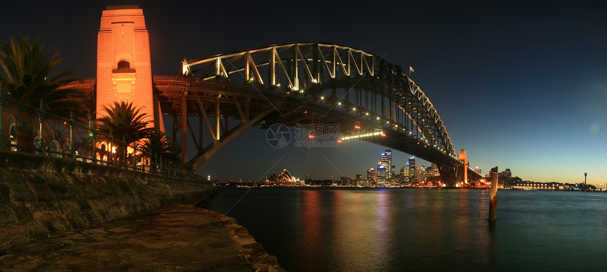 夜间全景 悉尼港桥图片