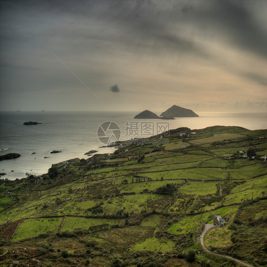 爱尔兰海岸沿海乡村旅游海洋港口草地戒指海岸线风景图片