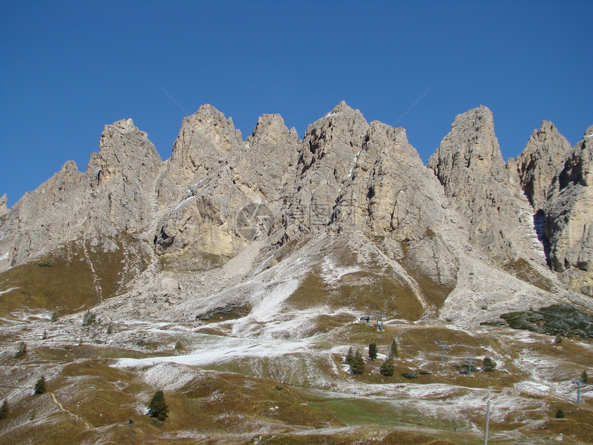 阿尔卑斯高山风化全景远景岩石顶峰风景旅行首脑气势图片