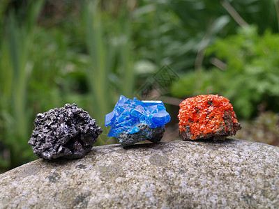 宝石岩石石头黑色绿色地球蓝色科学矿物红色地质背景图片