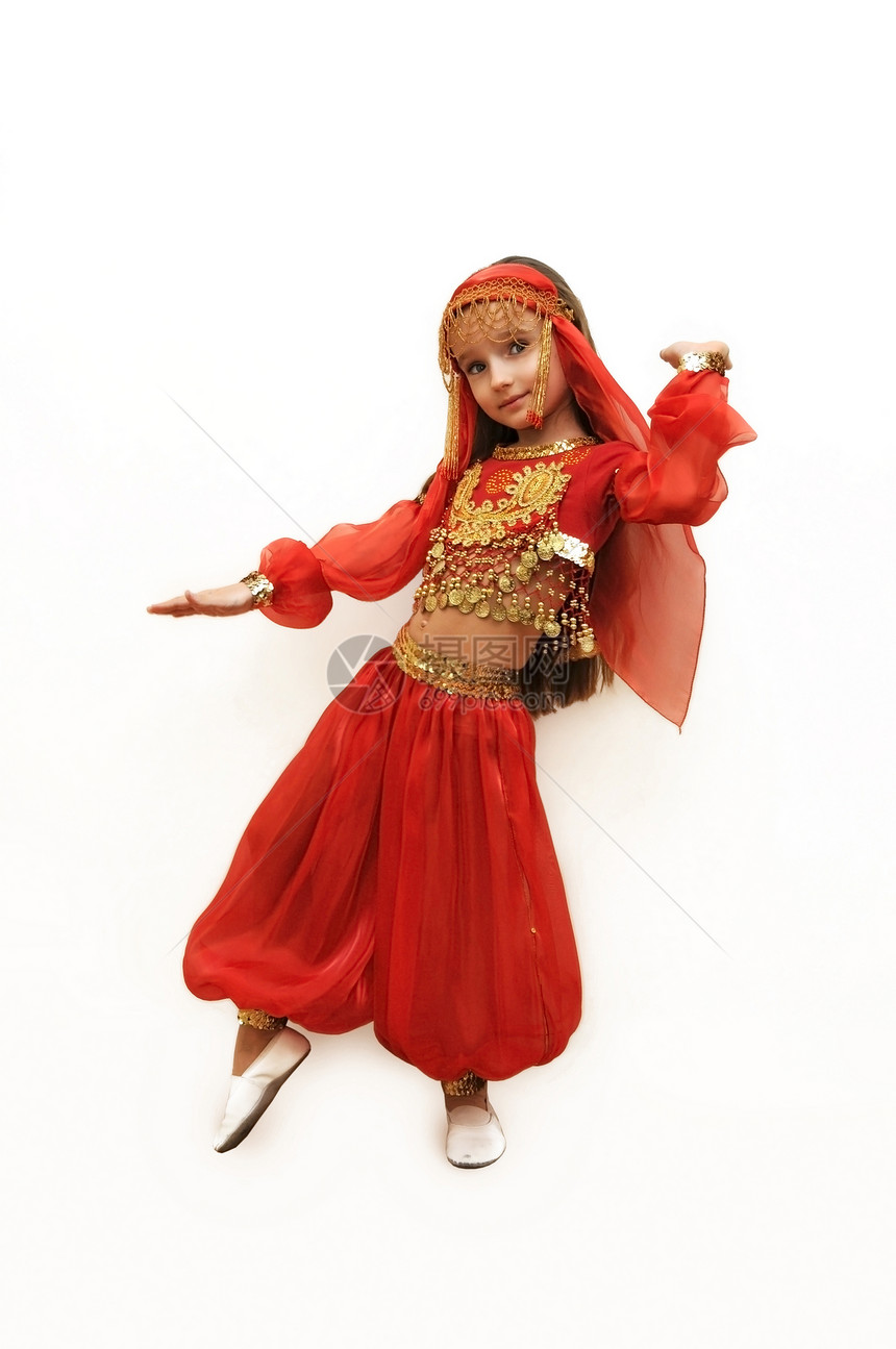 一个女孩在东部跳舞 在白色背景的舞蹈头发艺术小路棕褐色女孩航班优雅剪裁诱惑舞蹈家图片