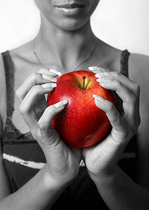 苹果美甲水果饮食嘴唇红色女孩维生素指甲背景图片