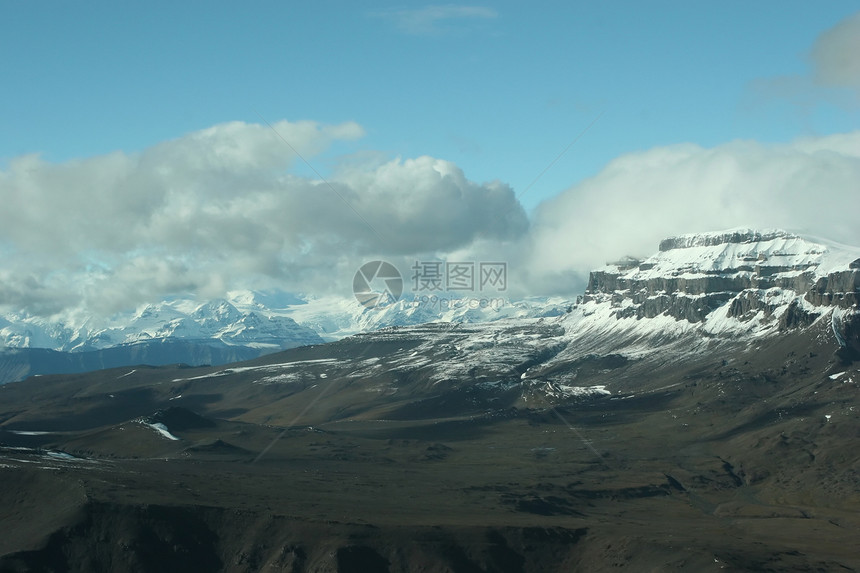 兰戈圣以利亚国家公园公园假期人行道小路远足远景风景爬坡场景顶峰图片