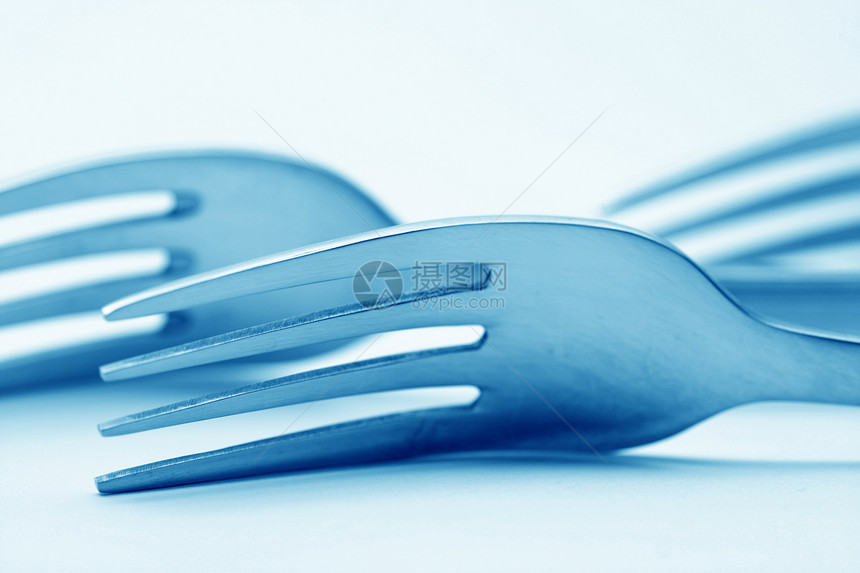 叉盘子环境刀具功能宏观小酒馆银器烹饪色调蓝色图片