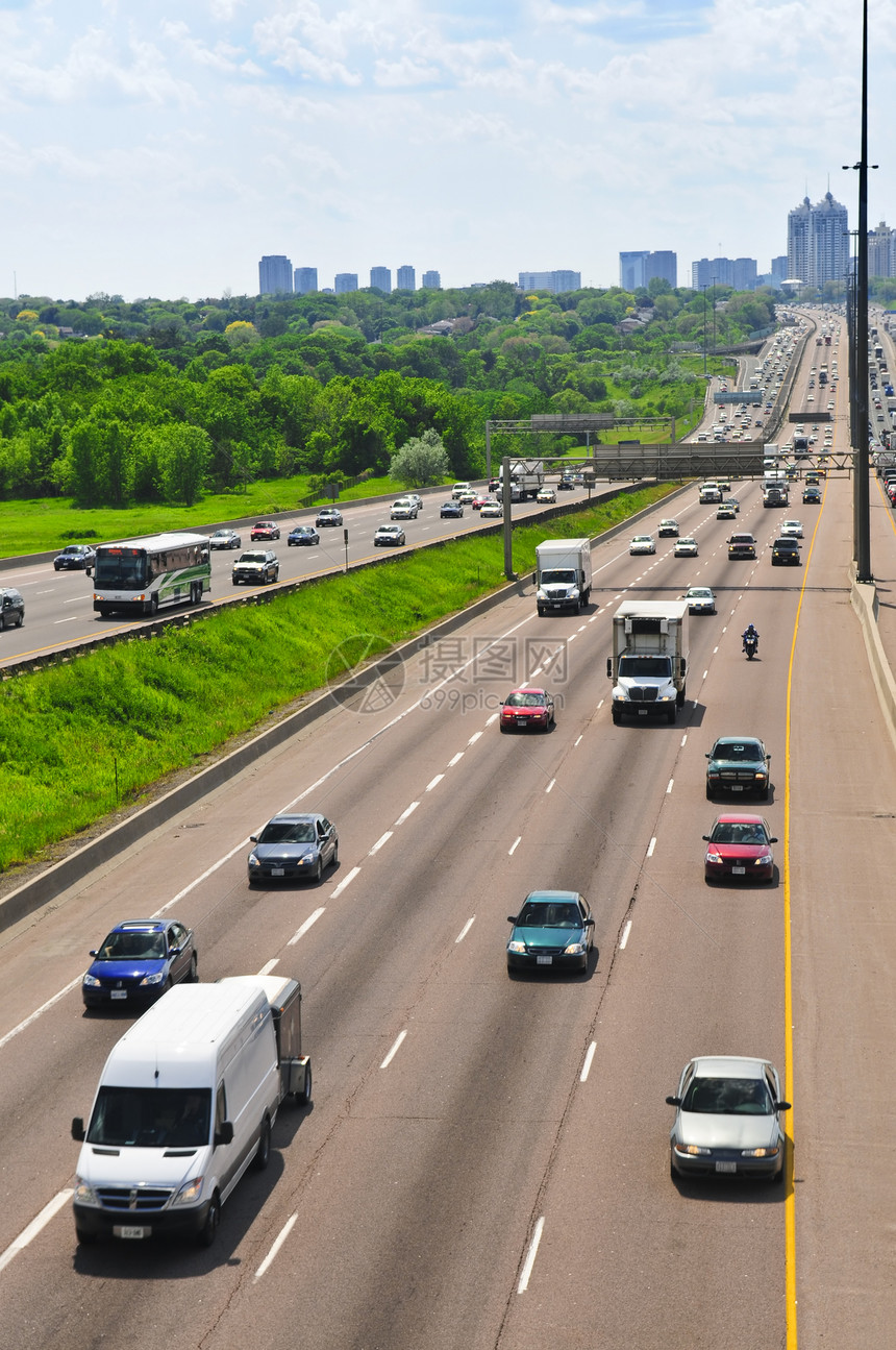 繁忙高速公路汽车道路运输通勤者城市化地平线小时城市车道驾驶图片