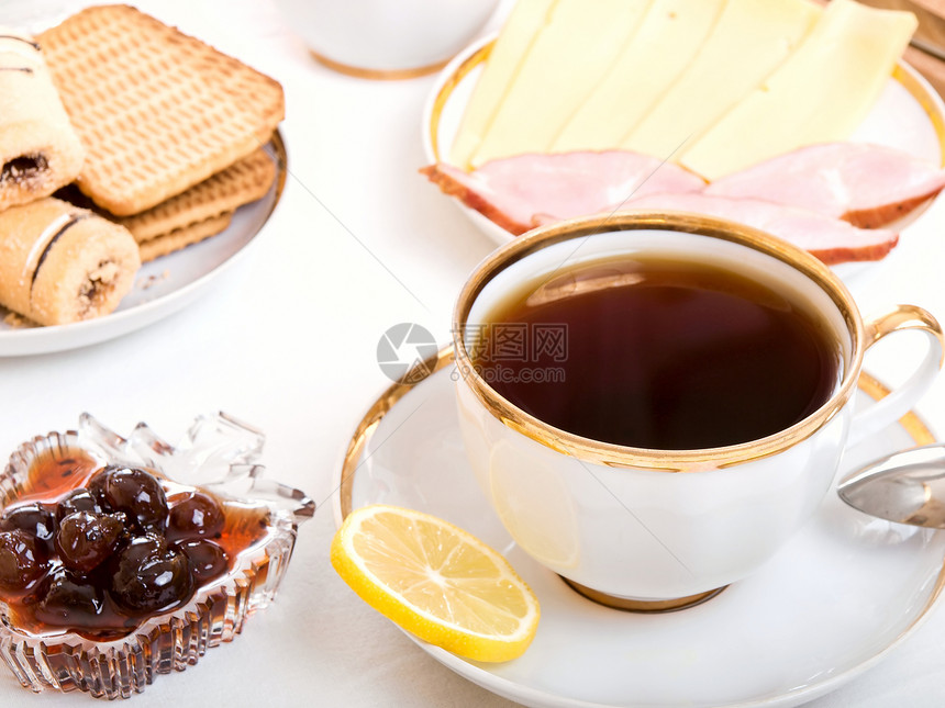 年早饭糖浆饮食美食盘子勺子午餐饼子黄油熏肉食物图片