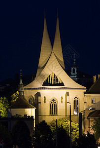 布拉格之夜教会教堂都市景观回廊建筑宗教地标城市高清图片
