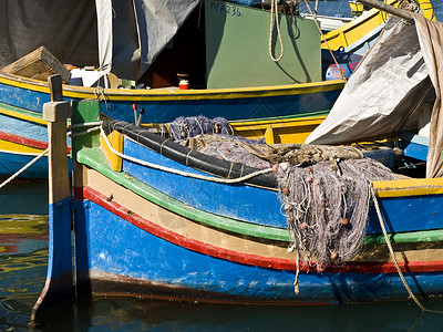 马耳他渔村海岸蓝色庇护所天蓝色工业码头泊位海洋医学场景背景图片