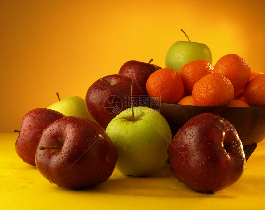 苹果和橘子贪婪挑衅诱惑能量食欲美味人心健康饮食宴会图片