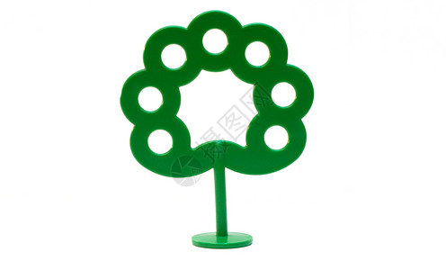 玩具亮塑料绿树背景图片