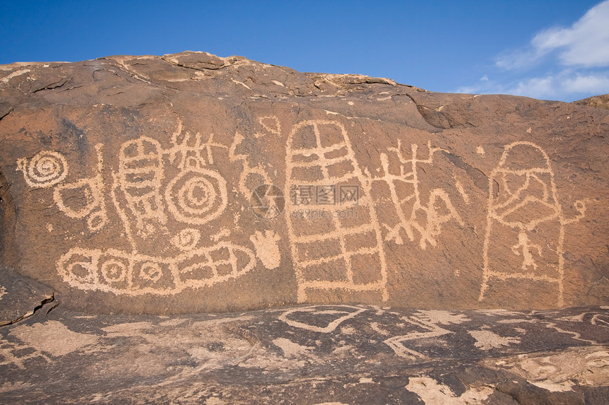 阿纳萨齐峡谷的Petroglyphs文明原住民评书历史文化涂鸦图片