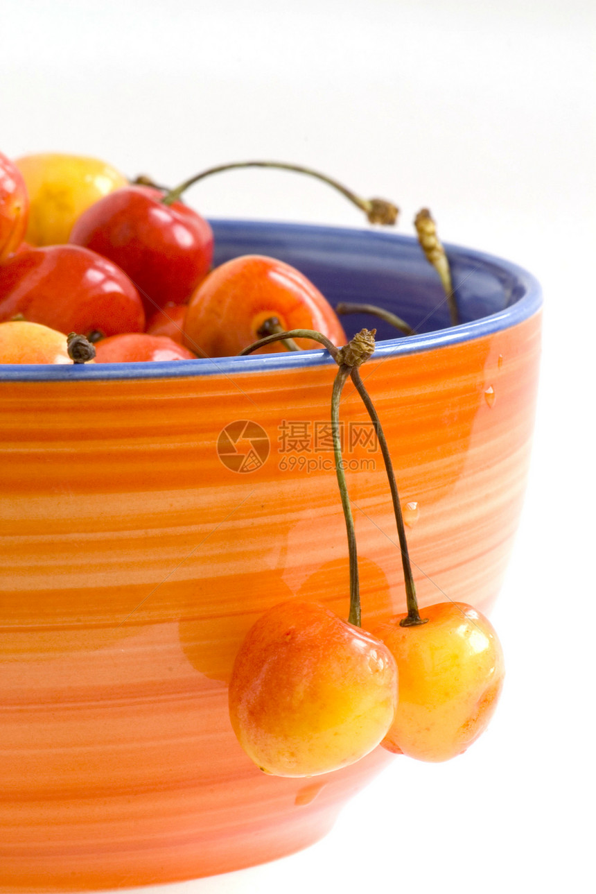 碗中新鲜樱桃的特写植物群小吃盘子市场热带厨房维生素营养素饮食桌子图片