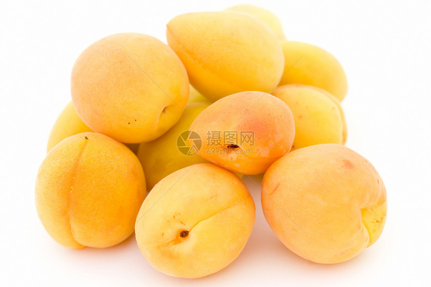 一些成熟的杏子食物饮食甜点水果图片