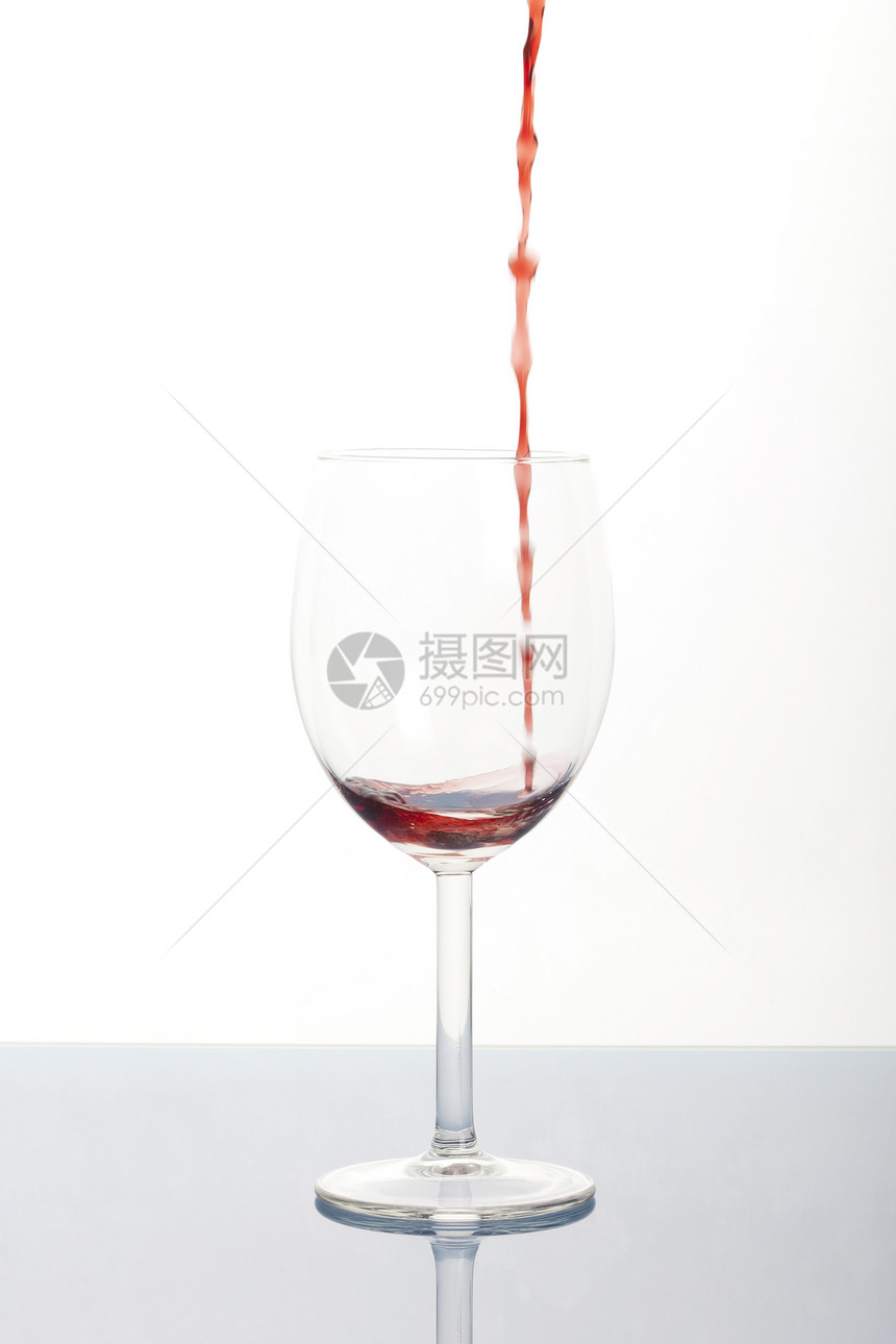 以葡萄酒庆祝瓶子起泡玻璃干杯液体火花水晶纪念日庆典饮料图片